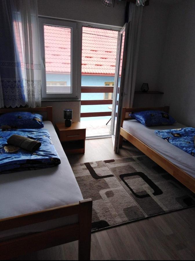 Apartman Mely Kulen Vakuf Exterior foto